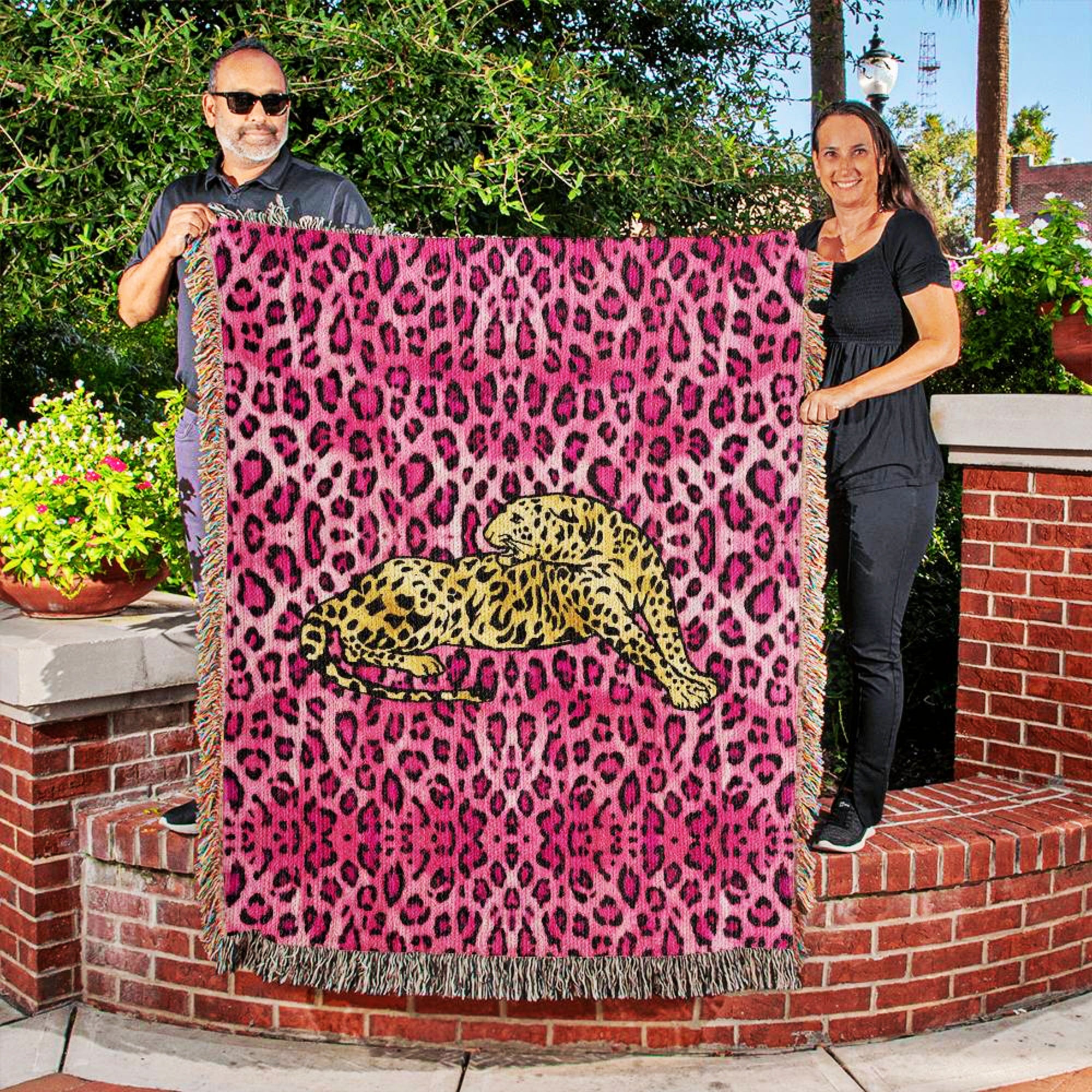 Pink Leopard Print Woven Throw Blanket